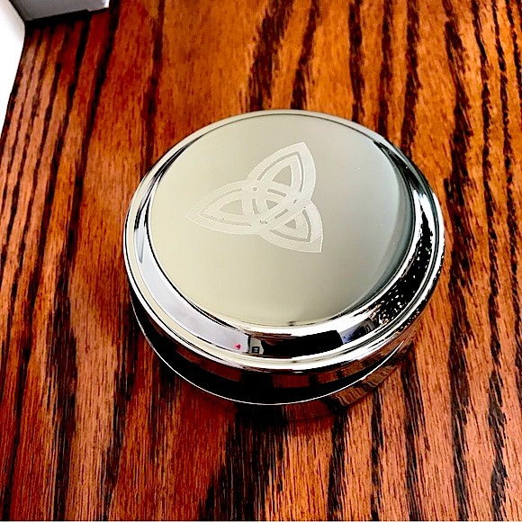 Things Remembered Silver Keepsake Box w Celtic Trinity Knot Engraved - Picture 6 of 6